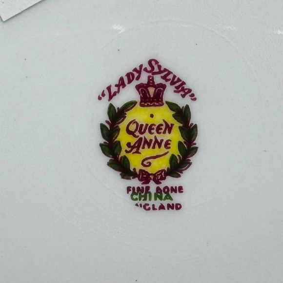 Queen Anne Lady Sylvia 6" Dessert Bread Plates(Set of 4) Bone China England - Picture 5 of 5